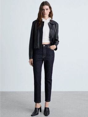 NWT Mango Claudia Slim-Fit Cropped Jeans